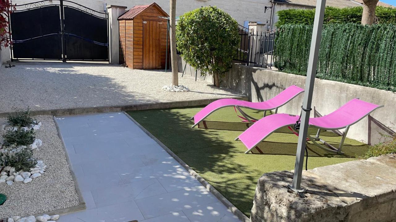 Maison Tendance Avec Jardin, Centre Village, Alpilles, Familles Eyragues Екстер'єр фото